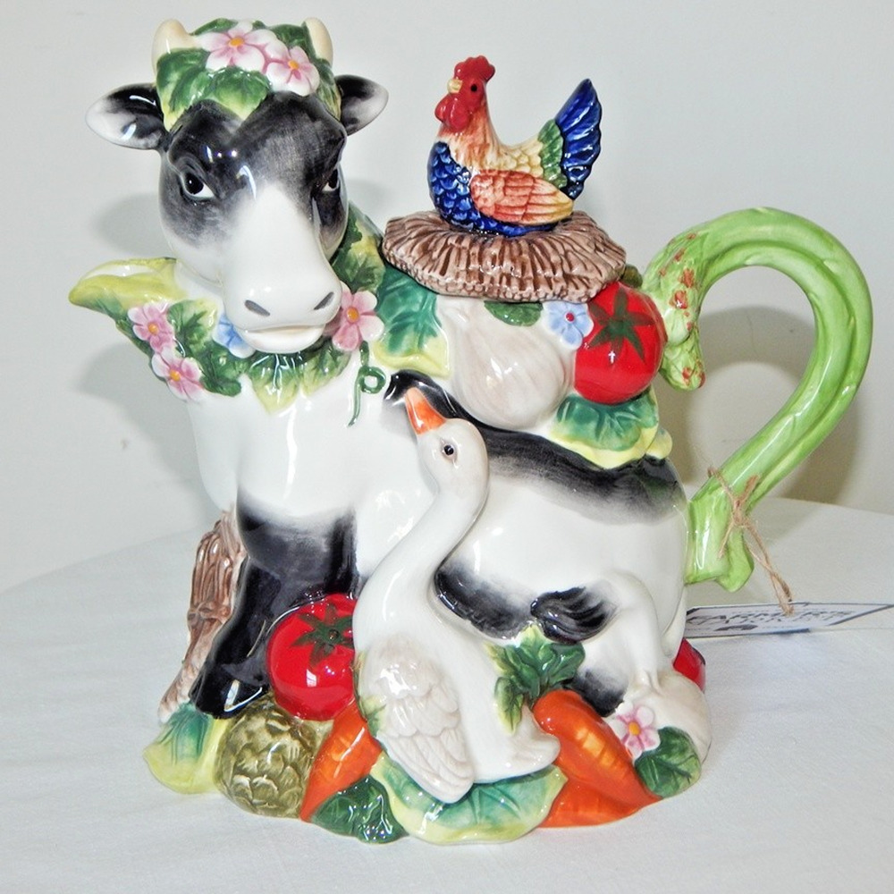 NWT Decorative Farmers Market Cow Shaped Teapot Rooster Lid Hand Painted Ceramic